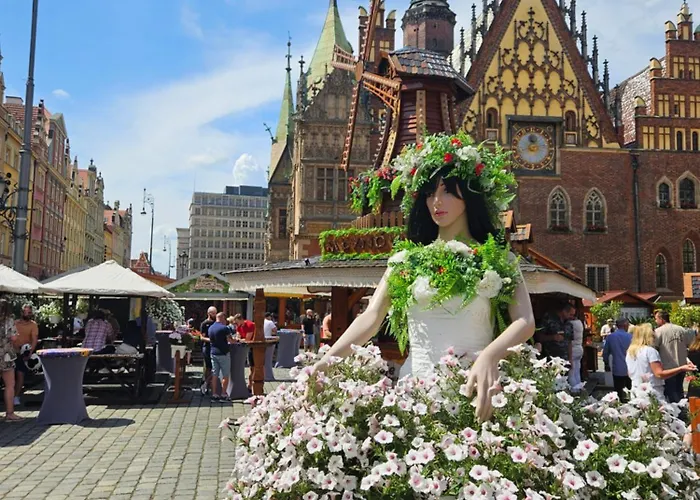 Hexus - Ofiar Oswiecimskich - Centrum Rynek *
