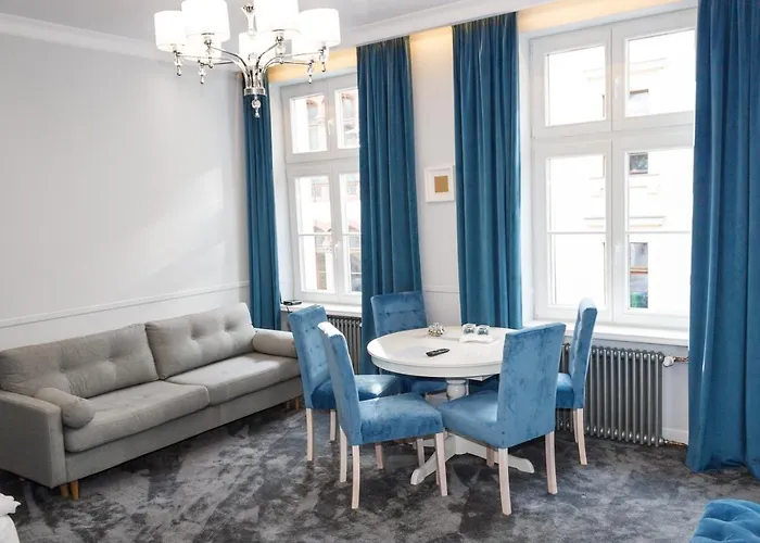 Hexus - Ofiar Oswiecimskich - Centrum Rynek Wrocław