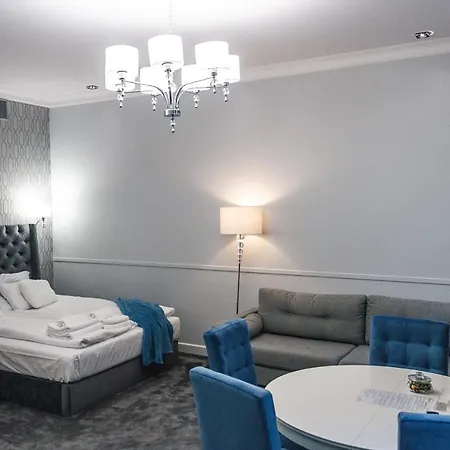 Hexus - Ofiar Oswiecimskich - Centrum Rynek Wrocław