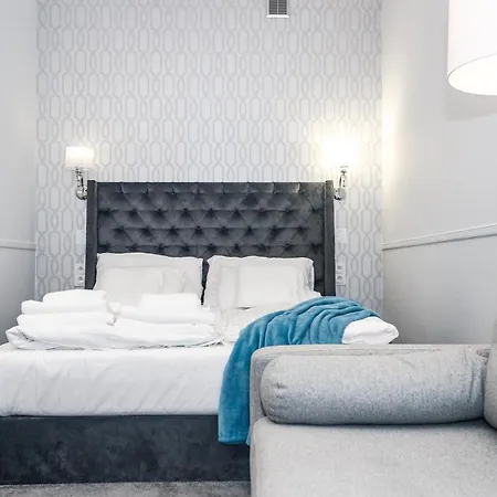 Hexus - Ofiar Oswiecimskich - Centrum Rynek ヴロツワフ