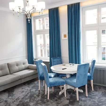 Hexus - Ofiar Oswiecimskich - Centrum Rynek Wrocław