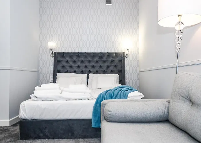 Hexus - Ofiar Oswiecimskich - Centrum Rynek ヴロツワフ